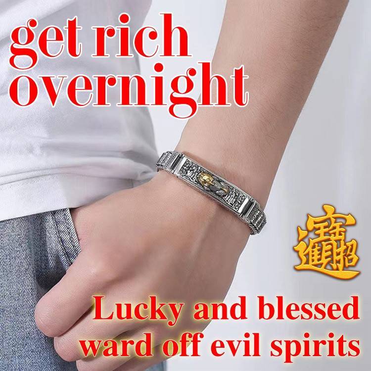 Retro craftsmanship, three-dimensional carving and modern design, attract wealth, good luck, protection and safety, suitable for everyone.