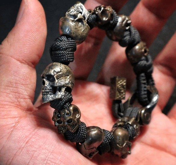 💀The Skull Army Paracord Bracelet📿