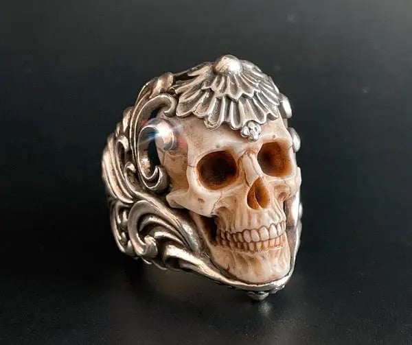 💀Vintage Polish Floral Armor Antler Skull Ring
